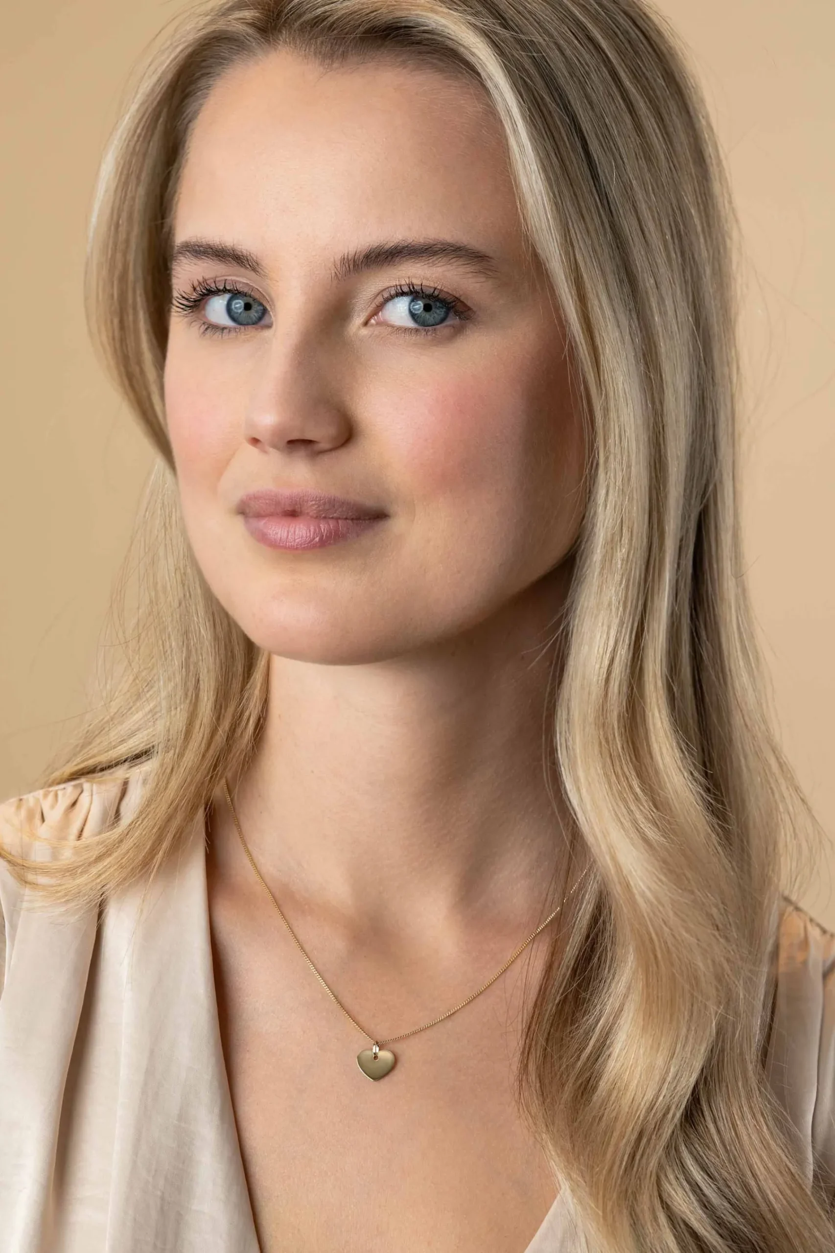 12mm ZINZI Gold 14 krt gouden hanger met trendy glanzend hartje van 12mm ZGH396-12 (zonder collier)