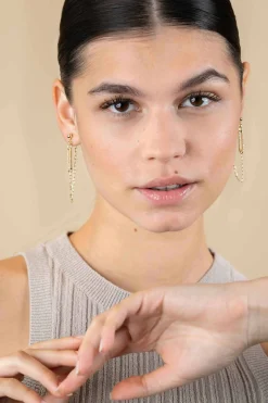 60mm ZINZI gold plated zilveren oorstekers met paperclip ketting en open ovale vorm bezet met witte zirconia's ZIO2538