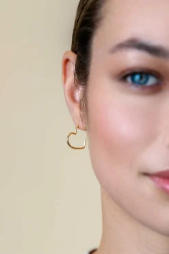 18mm ZINZI gold plated zilveren halve oorringen in hartvorm 1,4mm buisdikte met vlindersluiting ZIO2584G