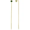 80mm ZINZI gold plated zilveren doortrek oorbellen met chatonzetting 5mm groene kleursteen en sierlijk kettinkje ZIO2576GG