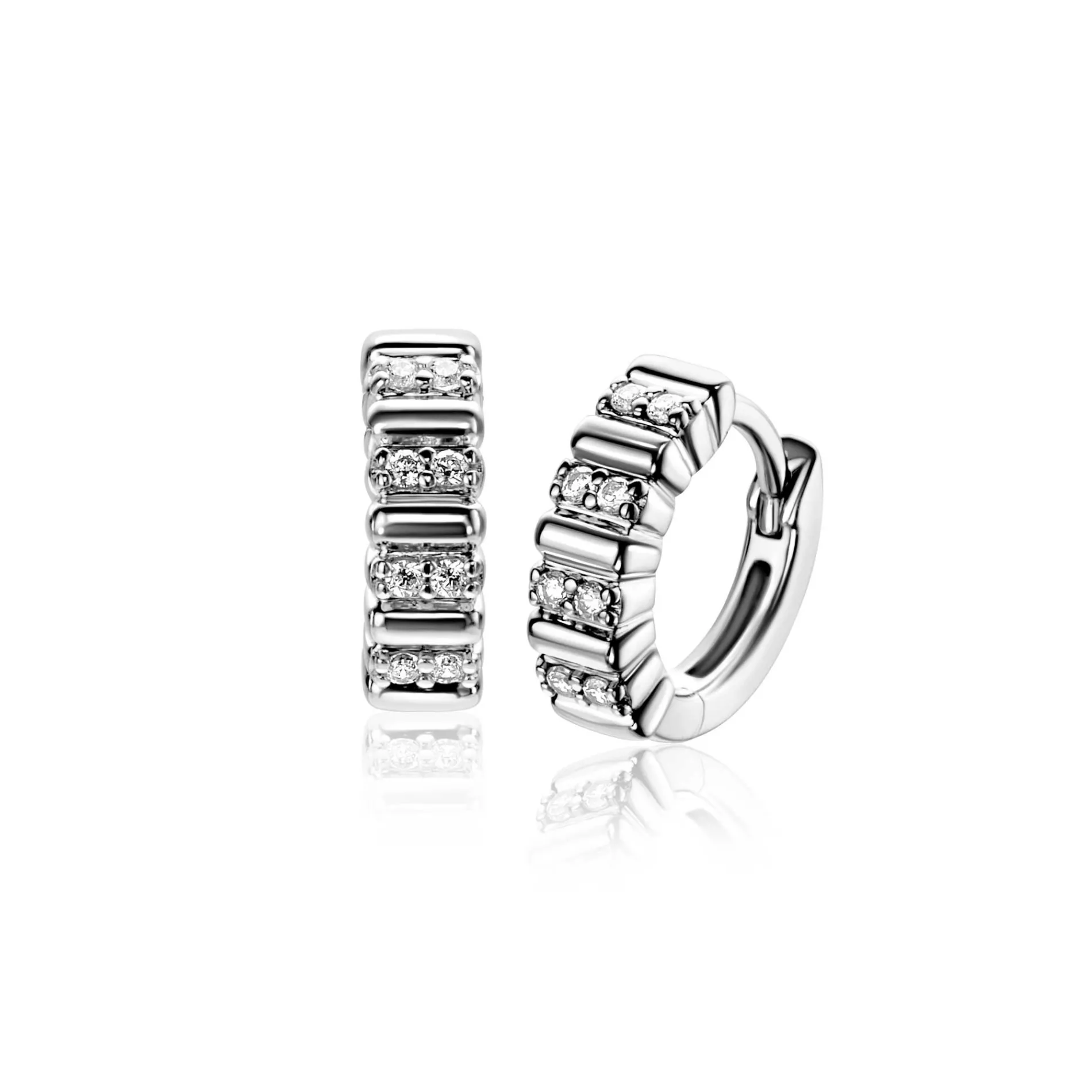 13mm ZINZI zilveren oorringen bezet met witte zirkonia's en luxe klapsluiting ZIO2686