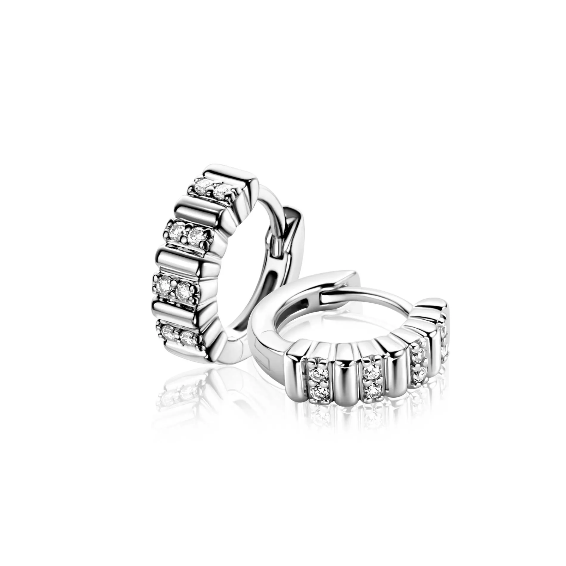 13mm ZINZI zilveren oorringen bezet met witte zirkonia's en luxe klapsluiting ZIO2686