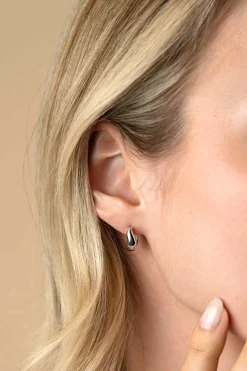 13mm ZINZI zilveren oorringen organisch gevormd 5,5mm breed met luxe klapsluiting ZIO2608