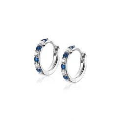 12mm ZINZI zilveren oorringen bezet met ronde witte zirconia's en donkerblauwe kleurstenen 2mm buisdikte met luxe klapsluiting ZIO2559