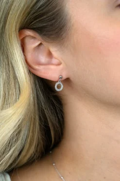 14mm ZINZI zilveren oorstekers met open rondje van 8,5mm voorzien van een bolstructuur ZIO2704