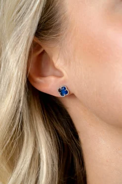 9mm ZINZI zilveren oorstekers in klaver vorm met donkerblauwe zirkonia ZIO2663DB