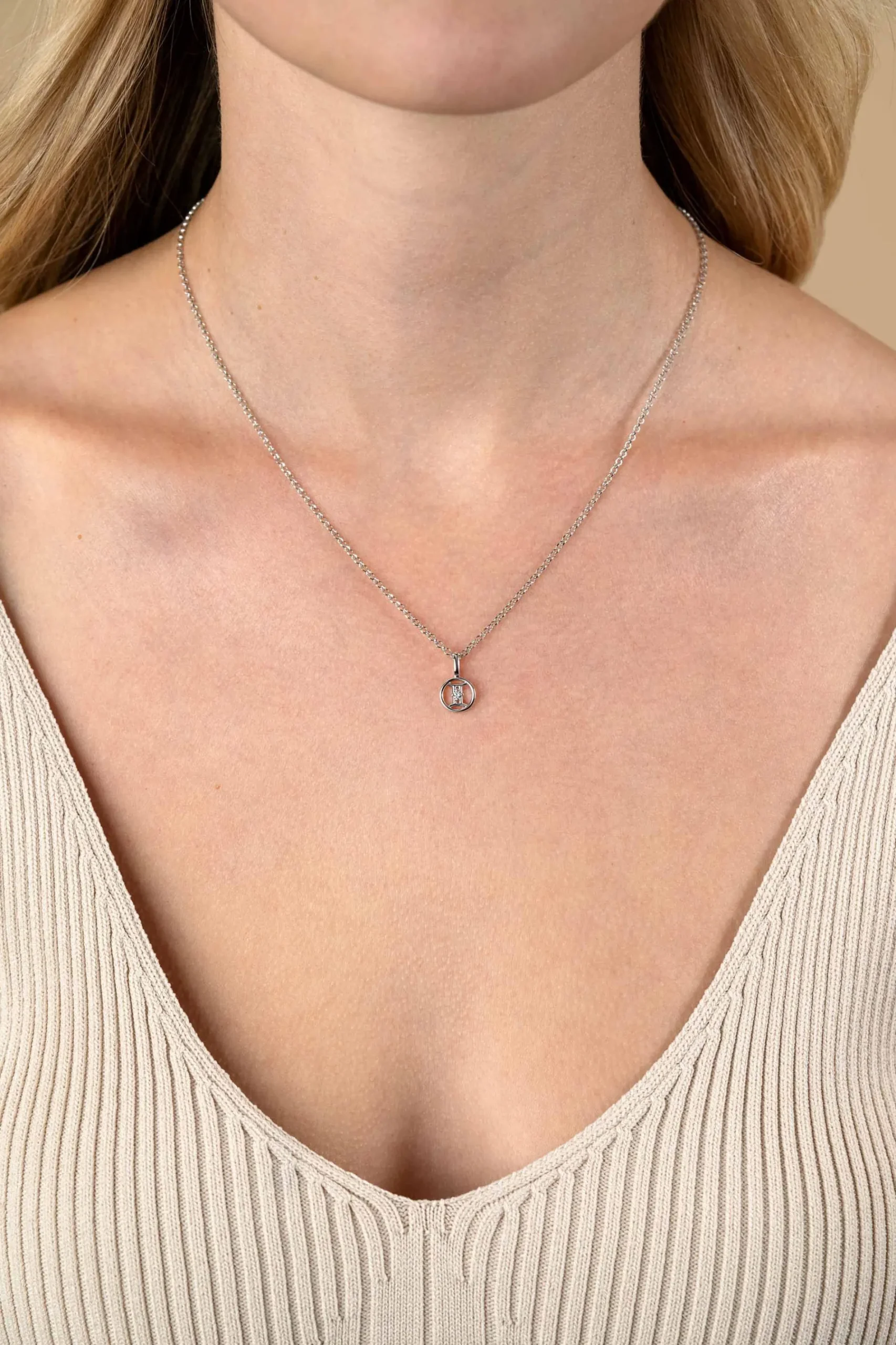 9mm ZINZI zilveren Tweelingen sterrenbeeldhanger bezet met witte zirconia ZIH-TWE (zonder collier)