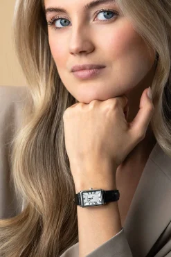 ZINZI Elegance horloge witte wijzerplaat en rechthoekige kast zwarte leren band 28mm extra dun ZIW1906Z
