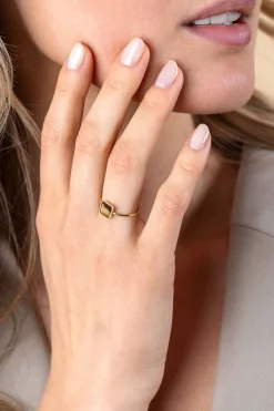 ZINZI Gold 14 karaat gouden ring met glanzend vierkant plaatje ZGR485