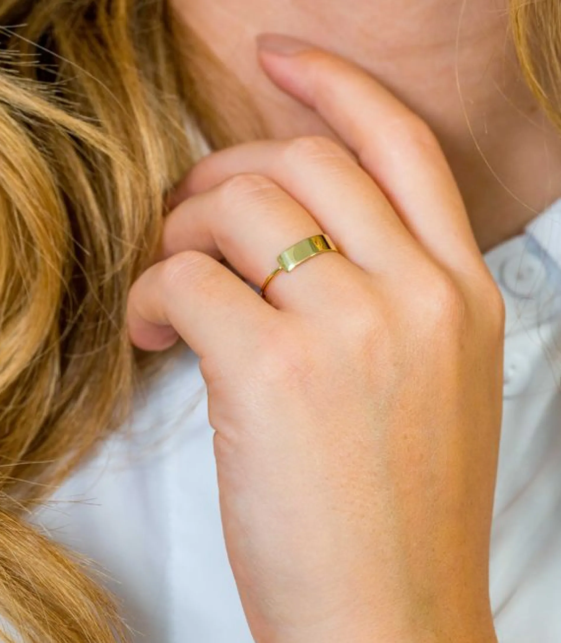 ZINZI Gold 14 karaat gouden ring rechthoek plaatje ZGR176