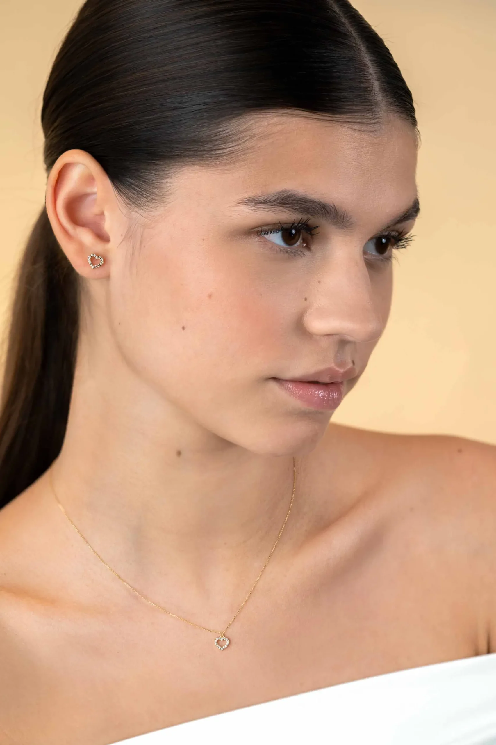 ZINZI Gold 14 krt gouden anker ketting met sierlijk open hartje (7mm), bezet met witte zirconia's 40-42,5cm ZGC450