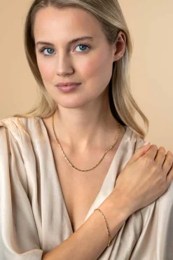 ZINZI Gold 14 krt gouden armband met stoere rechthoekige staafjes (2mm breed) met vierkante buis 18cm ZGA452