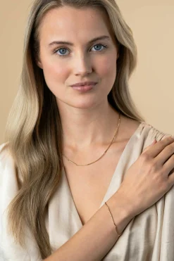 ZINZI Gold 14 krt gouden armband met langwerpige glanzende staafjes 1,6mm breed 16,5-19cm ZGA461