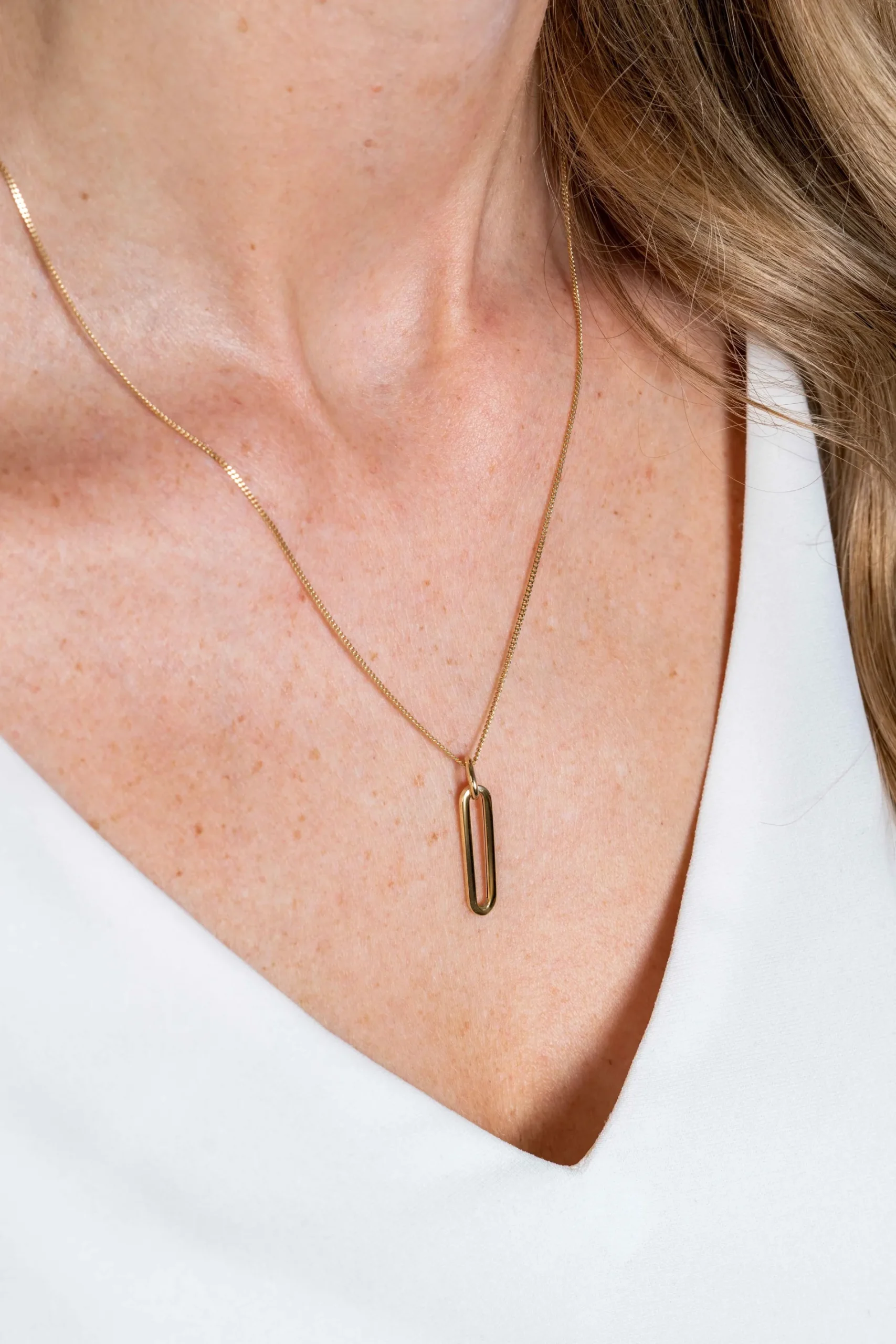 ZINZI Gold 14 krt gouden hanger 26mm met lange trendy paperclip-schakel ZGH358 (zonder collier)