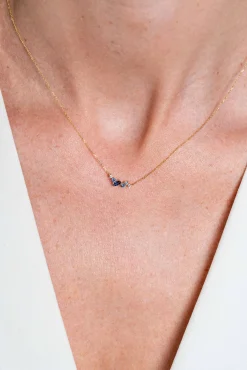 ZINZI Gold 14 krt gouden ketting 45cm, in het midden bezet met fijne witte, lichtblauwe en donkerblauwe zirconia's ZGC381