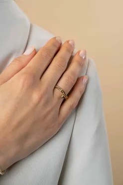 ZINZI gold plated zilveren ring met gourmet en paperclip schakel en bolletjes hanger ZIR2521G