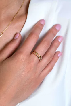 ZINZI gold plated zilveren luxe ring 5mm breed met drie paperclip schakels, glad bewerkt witte zirconia's ZIR2330Y