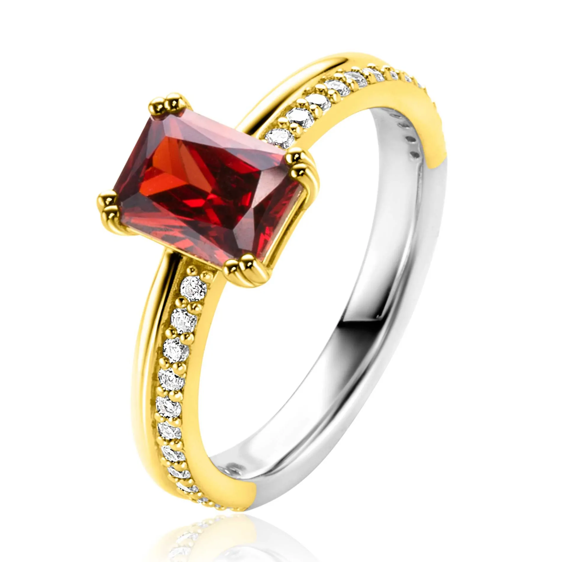 ZINZI gold plated zilveren luxe ring met rechthoekige rood granaat kleursteen in een vierpoots-zetting. De scheen heeft een multilook uitstraling ZIR2392R