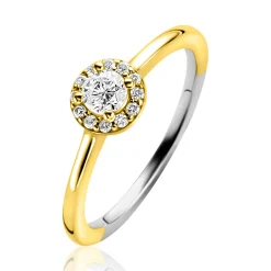 ZINZI gold plated zilveren entourage verlovingsring bezet met witte zirkonia's en klein hartje aan de zijkant ZIR2697Y