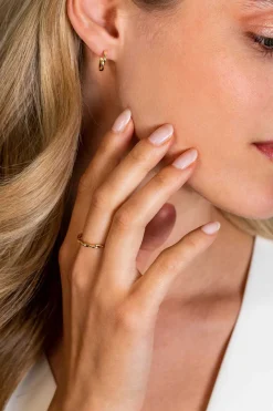 ZINZI gold plated zilveren aanschuifring met gedraaide buis 2mm ZIR2321G