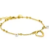ZINZI gold plated zilveren fantasie armband met 15 kleine bolletjes, twee bungelende witte pareltjes en met speelse organische open vorm in het midden 17-20cm ZIA2405