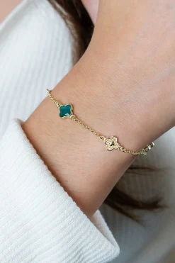 ZINZI gold plated zilveren schakel armband met twee donkerblauwe klavers en een groene klaver 16-19cm ZIA2583