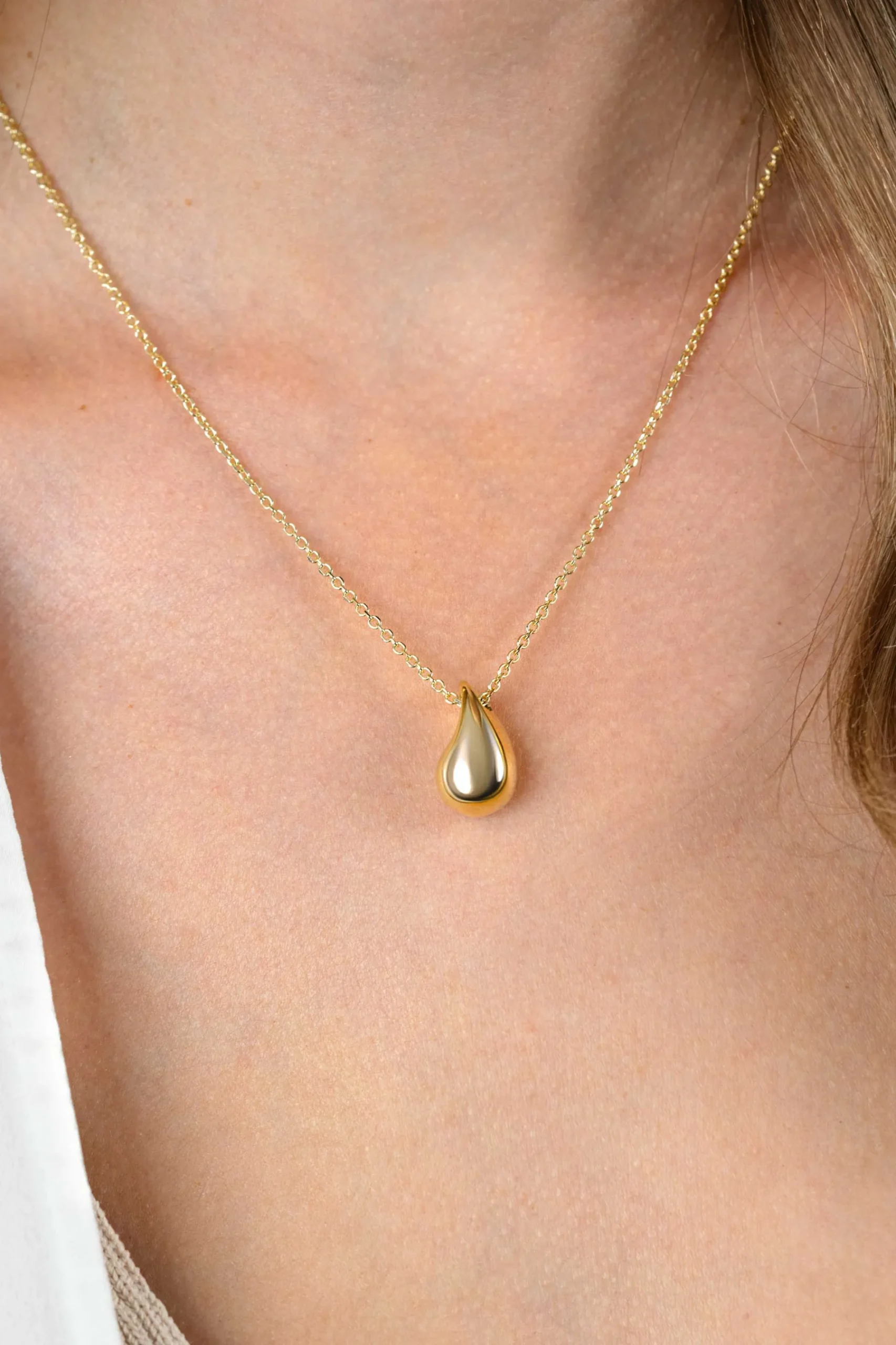 ZINZI gold plated zilveren jasseron ketting 42-45cm met organisch gevormde hanger 18mm ZIC2636G