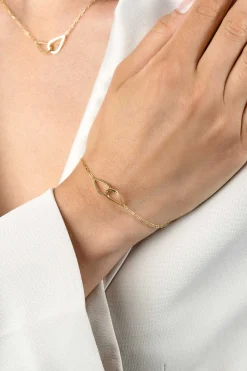 ZINZI gold plated zilveren armband met paperclip-schakels, waarbij in het midden twee druppelvormen mooi met elkaar verbonden zijn 17-20cm ZIA2634