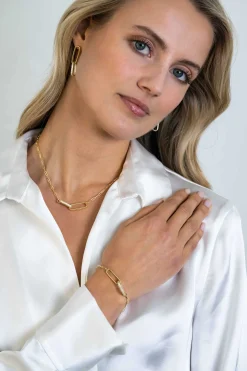 ZINZI gold plated zilveren lange oorsieraden 38mm met twee ovale schakels, bezet met witte zirconia's ZIO2371Y