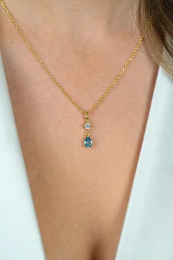 ZINZI gold plated zilveren ketting 42-45cm met luxe peervormige hanger met lichtblauwe kleursteen en witte zirkonia ZIC2744