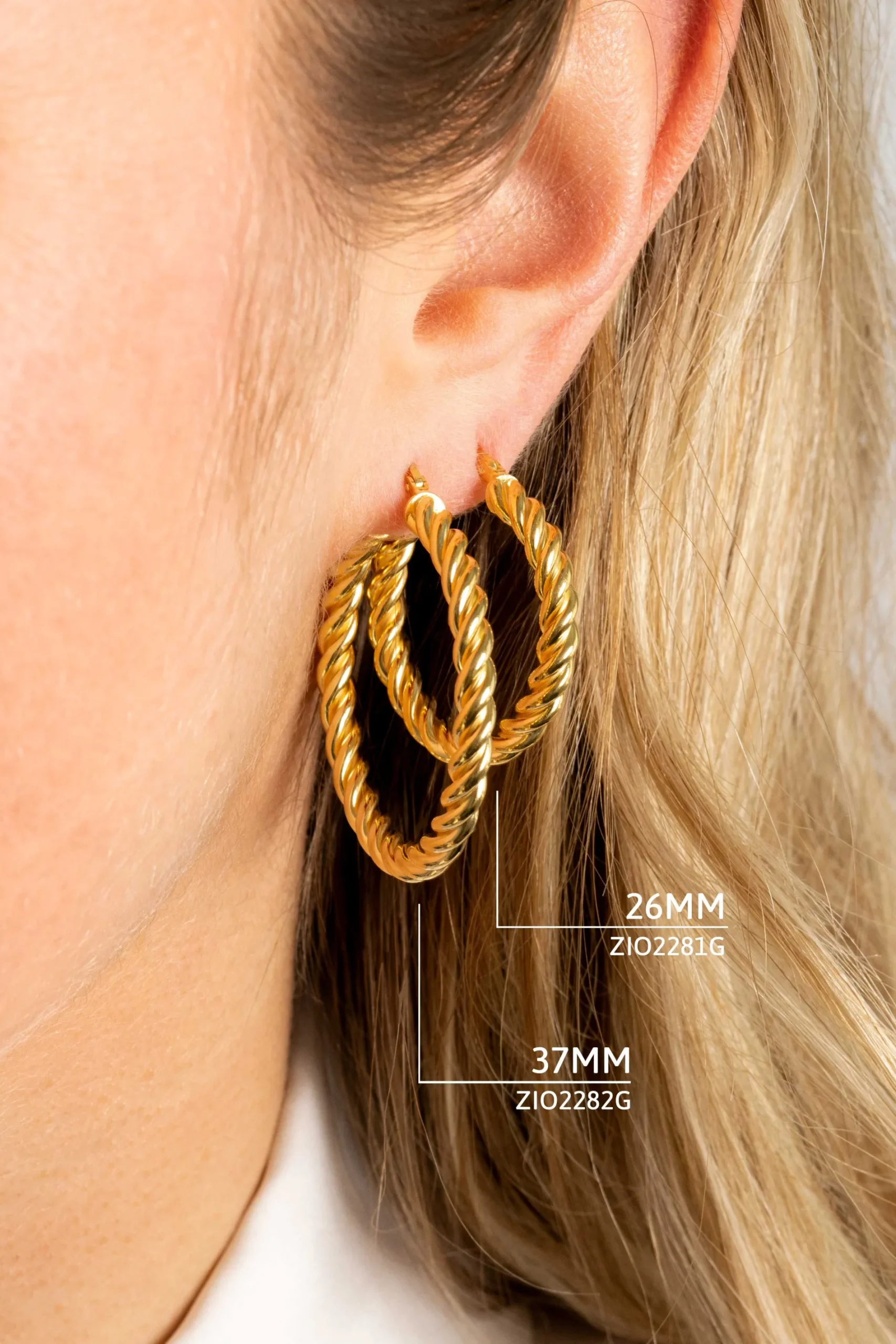 ZINZI gold plated zilveren wokkel oorringen met gedraaide buis 26x4mm ZIO2281G