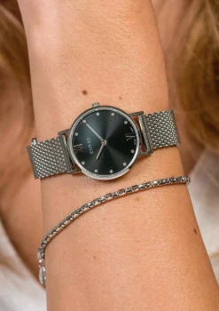 ZINZI Lady Crystal horloge zwarte wijzerplaat en kast stalen mesh band, witte crystals bij uuraanduiding, 28mm extra dun ZIW629M