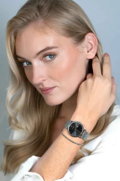 ZINZI Roman horloge 34mm zwarte sunray wijzerplaat en kast stalen mesh band extra dun ZIW501M