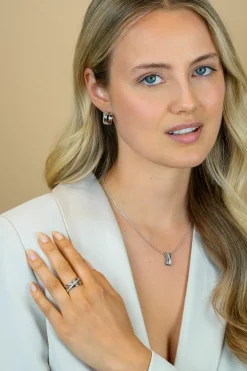 ZINZI zilveren brede cross-over ring glad wit ZIR1790