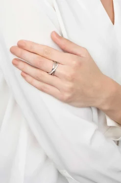 ZINZI zilveren cross-over ring gourmet wit ZIR1360