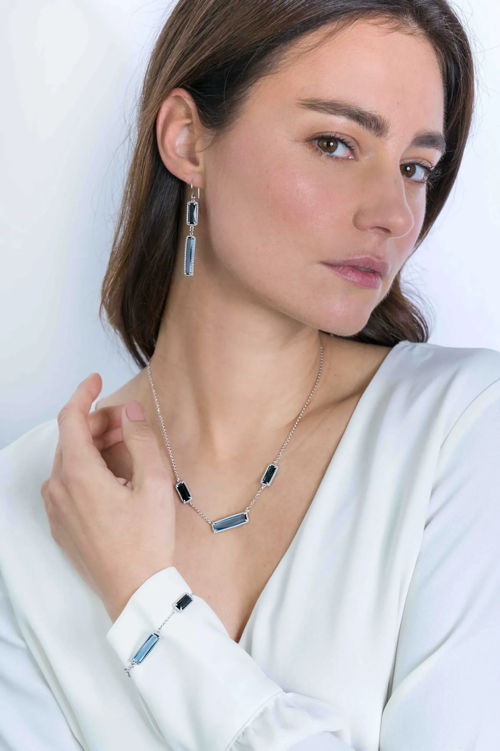 ZINZI zilveren fantasie collier met grote rechthoekige kleurstenen blauw/zwart 42-45cm ZIC2111