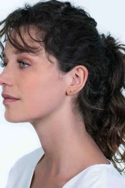 ZINZI zilveren geelvergulde oorknoppen staafje groen 8mm ZIO1689GG