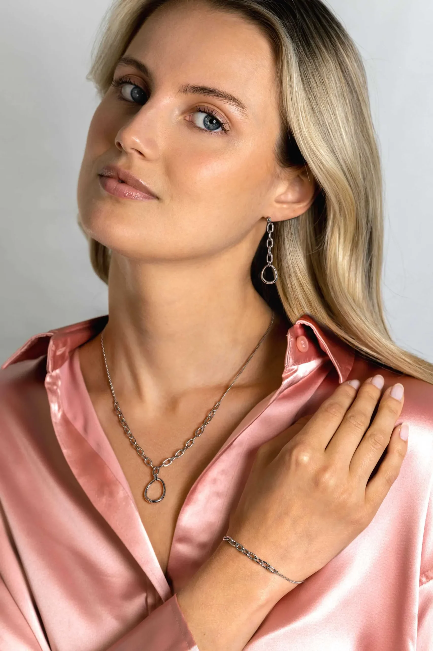 ZINZI zilveren gourmet collier met grotere ovale schakels en grote ovale hanger 40-45cm ZIC2481