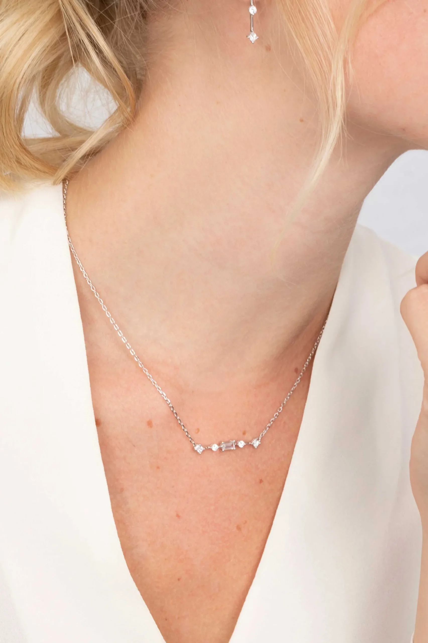 ZINZI zilveren ketting 45cm met staafje rond vierkant rechthoek wit ZIC2044