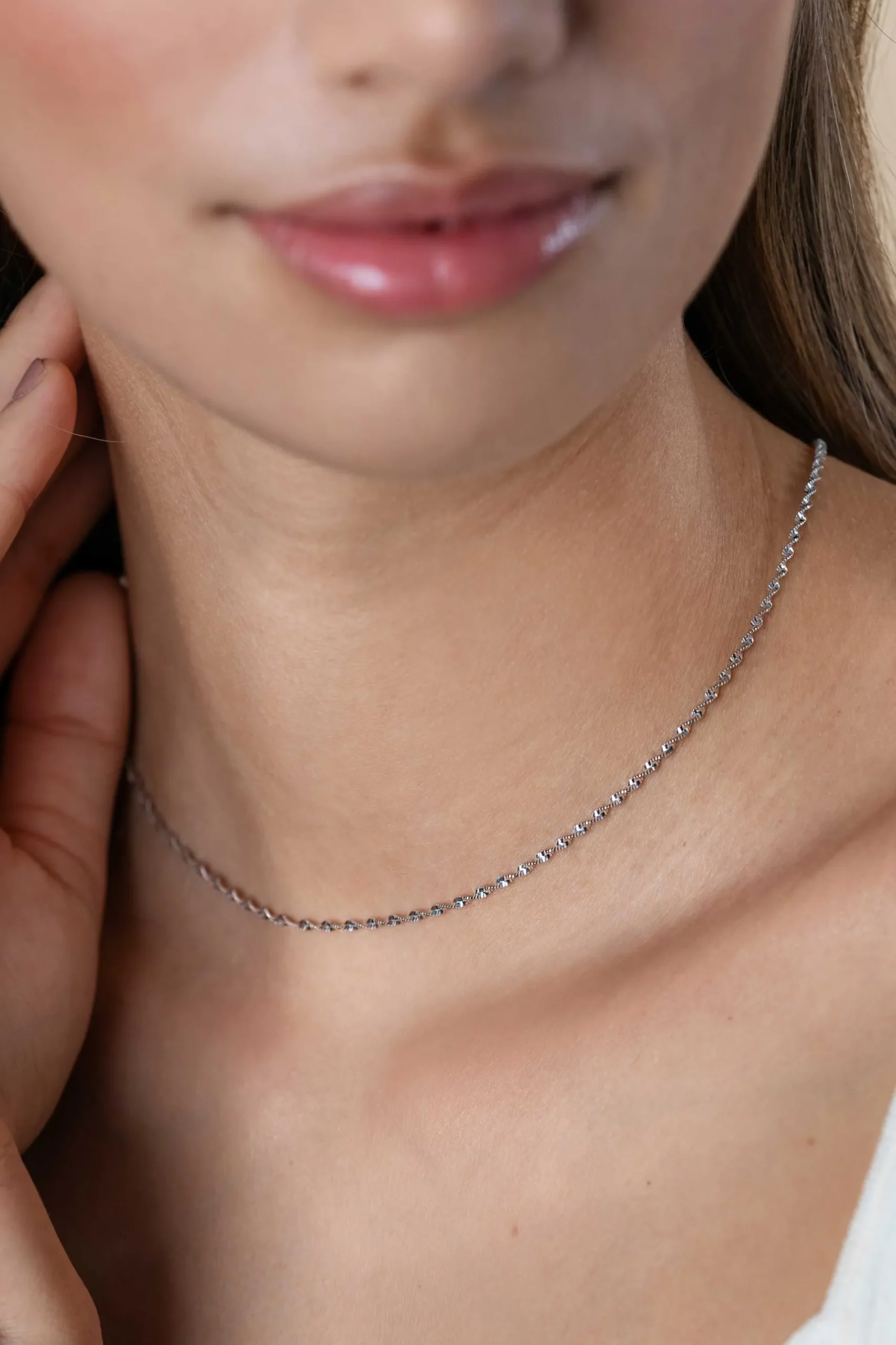 ZINZI zilveren ketting met glinsterende gedraaide schakels 1,9mm breed 43-45cm ZIC2585