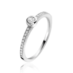 ZINZI zilveren luxe aanschuifring bezet met witte zirconia's ZIR2422
