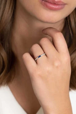 ZINZI zilveren luxe aanschuifring baguette geslepen donkerblauwe zirconia ZIR2133B