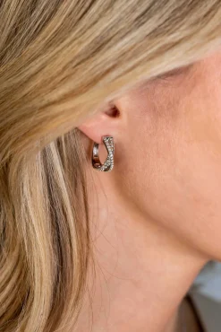 ZINZI zilveren luxe oorringen cross-over design: bezet met witte zirconia's en gourmet schakels 18x6mm ZIO2326