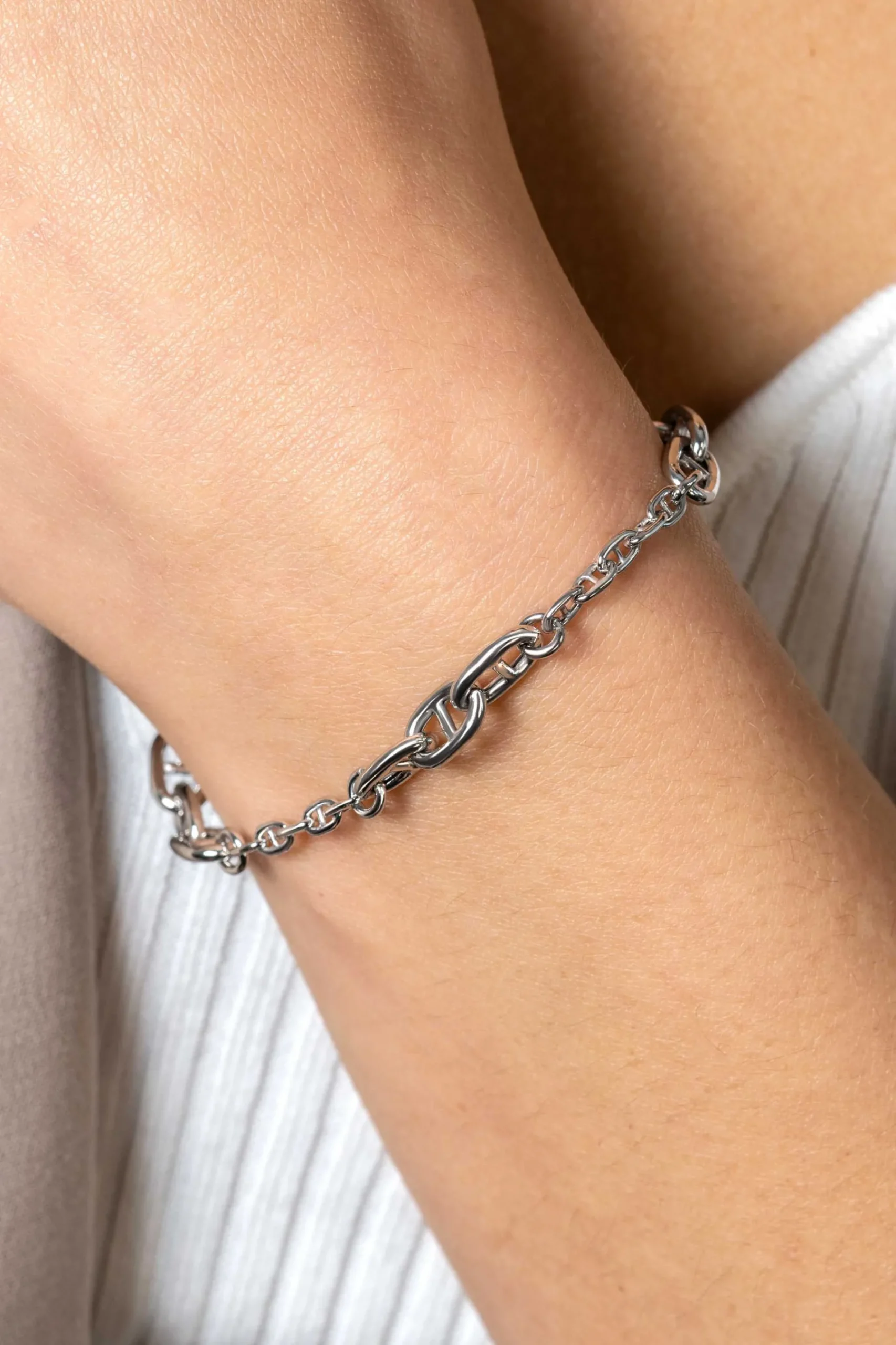 ZINZI zilveren marine schakel armband met negen grotere marine schakels 5,8mm breed 17-20cm ZIA2407