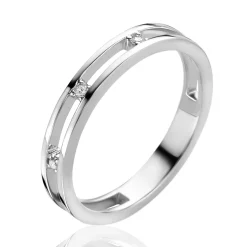 ZINZI zilveren multi-look ring, met de look van twee smalle ringen waartussen drie witte zirconia's zijn bevestigd ZIR2451