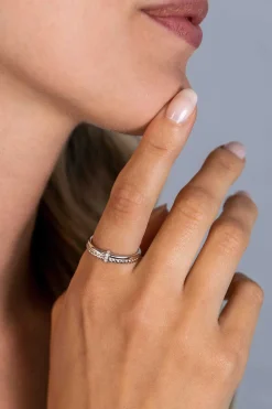 ZINZI zilveren multi-look ring glad gedraaide buis met witte zirconia's ZIR2324