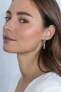ZINZI zilveren oorbedels 21,5 mm staafje zirconia ZICH2142. (zonder oorringen).