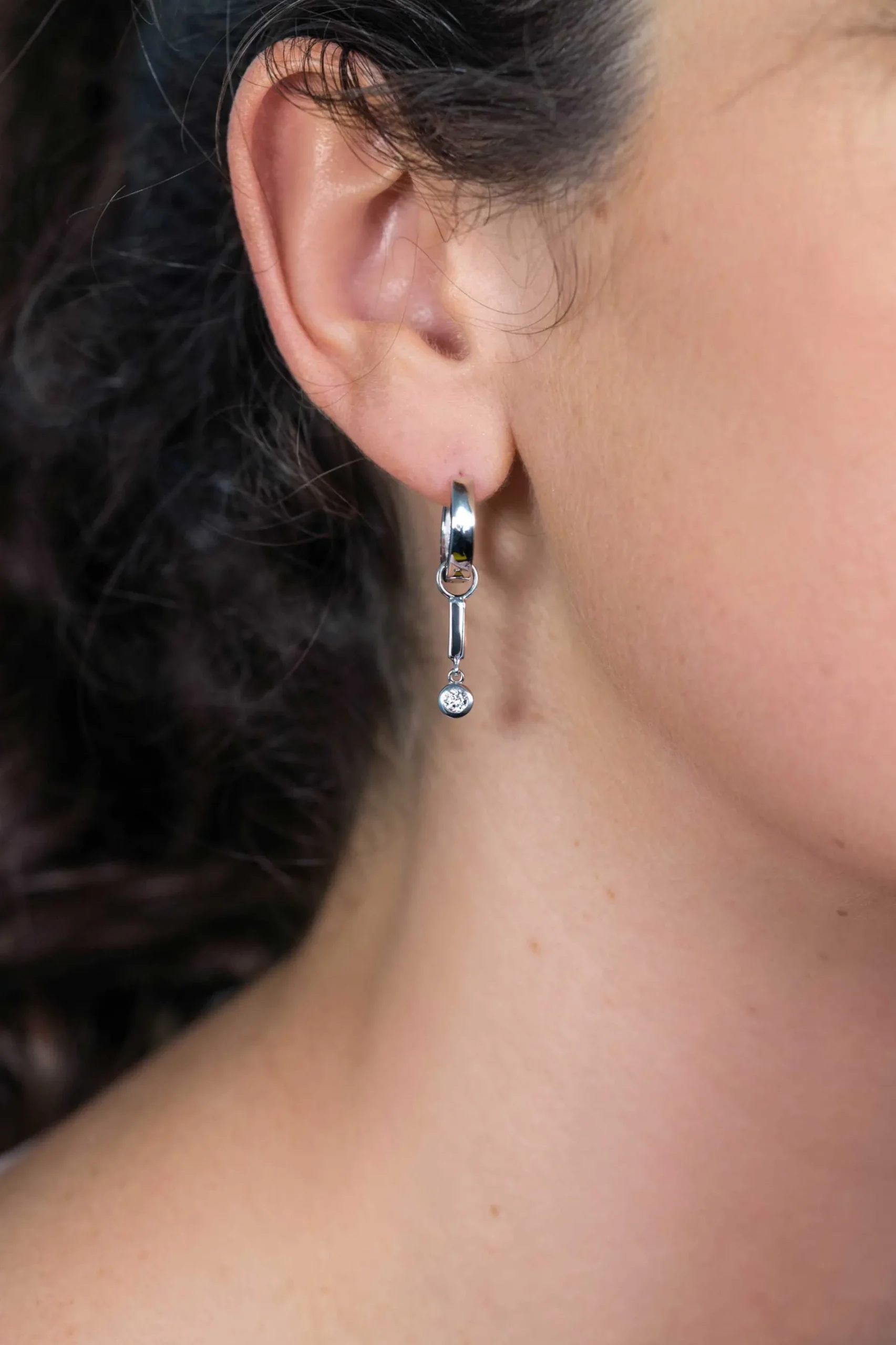 ZINZI zilveren oorbedels staafje 19mm witte zirconia bedel ZICH1953 (zonder oorringen)