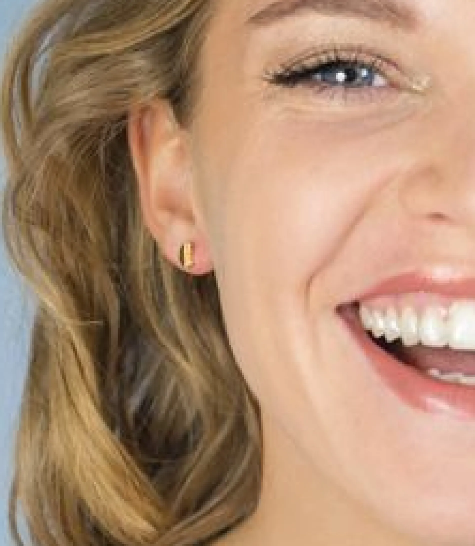 ZINZI zilveren oorknoppen geel verguld glad halve maan 6mm ZIO1379G