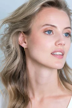 ZINZI zilveren oorknoppen 14K geel verguld met ketting staaf ZIO1688G